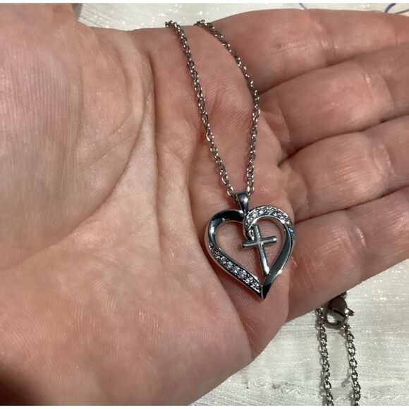 Sentimental Silver Cz Diamond Pave Sparkling Heart Cross Necklace - Picture 12 of 16
